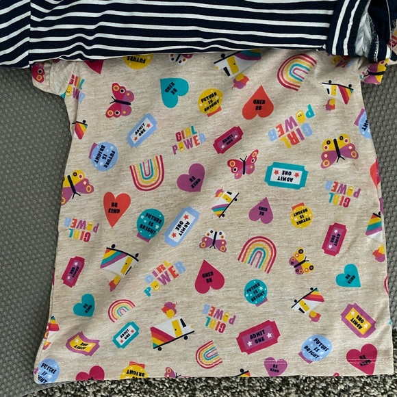 Set of three brand new girl shirts - Picture 3 of 3